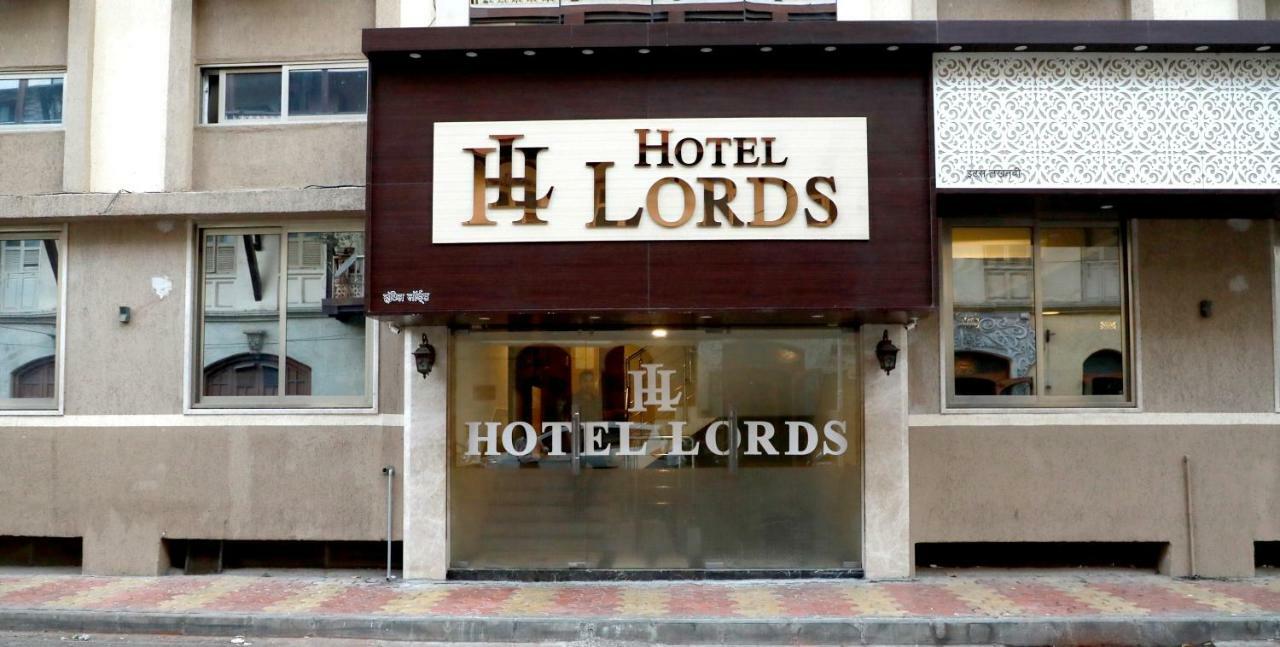 Hotel Lords, Fort Мумбай Екстериор снимка